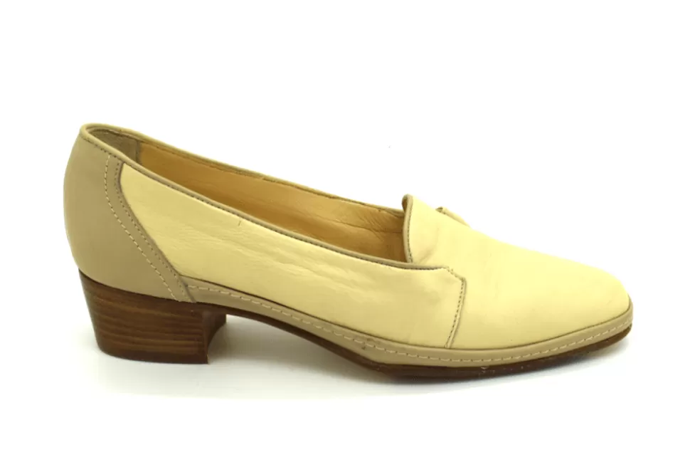 Women Amalfi by Rangoni Narrow-Epios Narrow Fitting