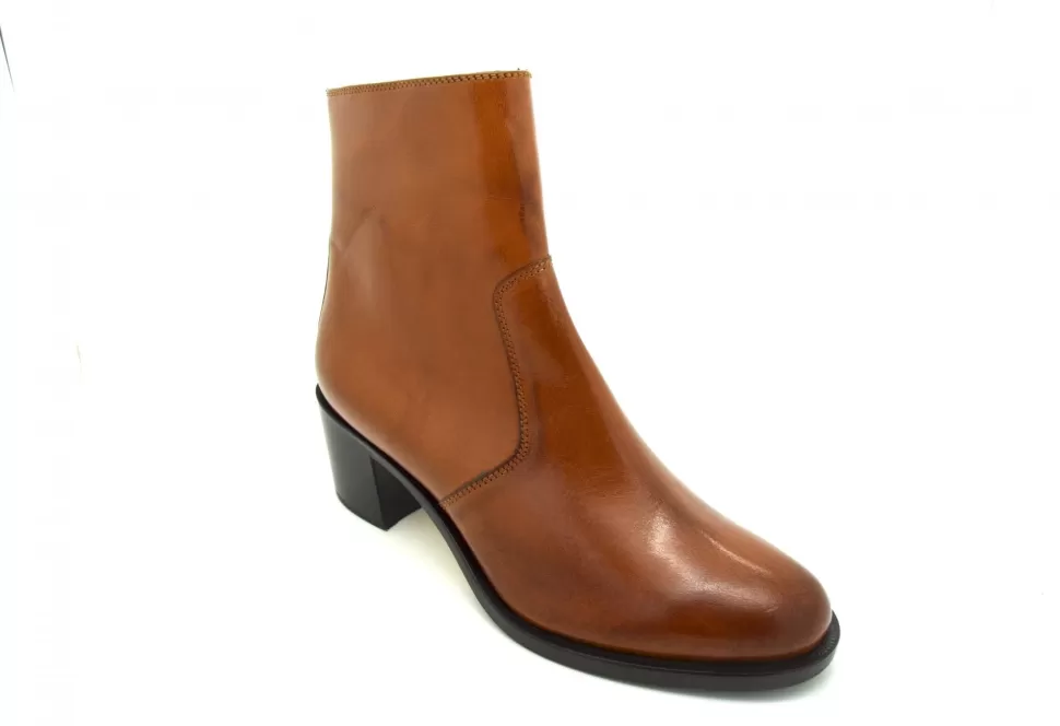 Women * Boots-Ilkley